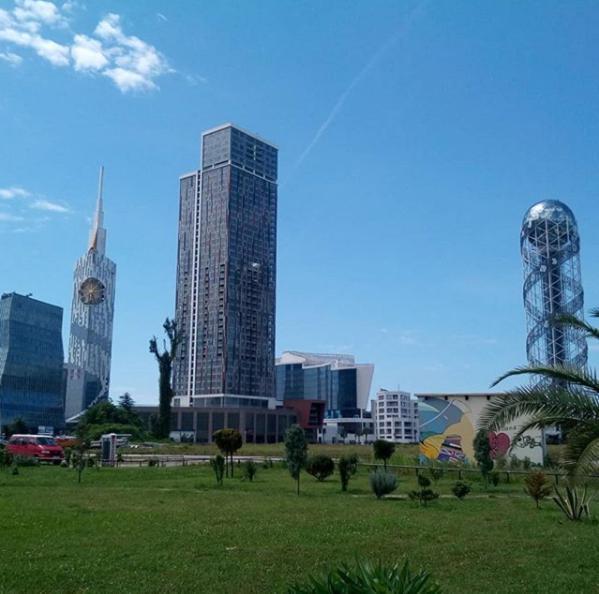Apartment Gorgasali_57 Batumi Eksteriør billede